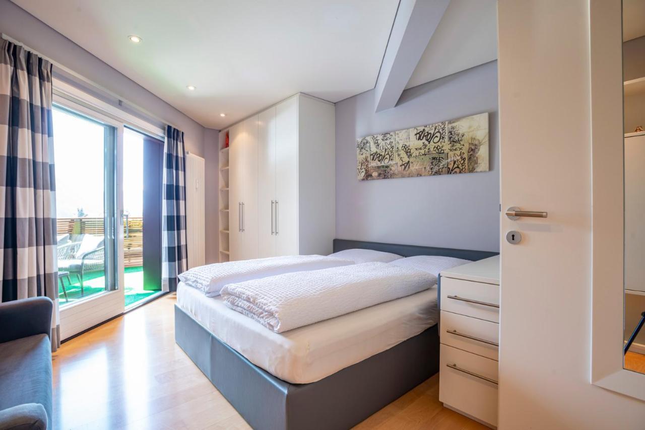 Tubris Living Apartment กัมโปตูเรส ภายนอก รูปภาพ